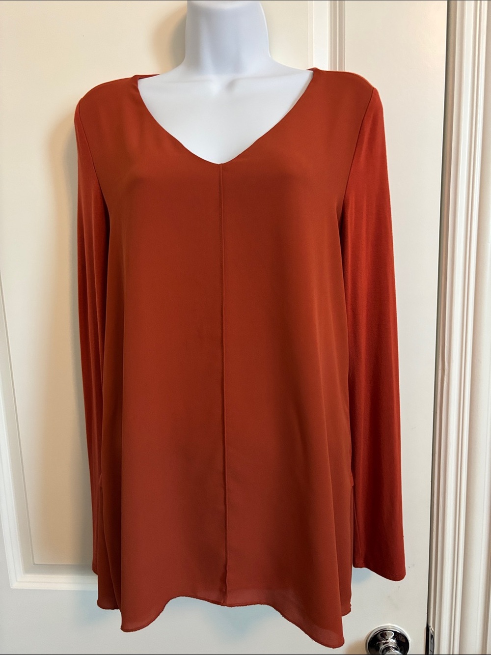 Lysse Long Sleeve V-Neck Tunic Dress in Rust